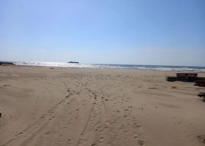 Apartamento Helios 32, T2 Climatise, Parking, 500m *