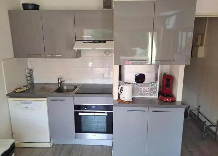 Helios 32, T2 Climatise, Parking, 500m Apartamento